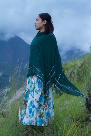 riya-on-hillside-2